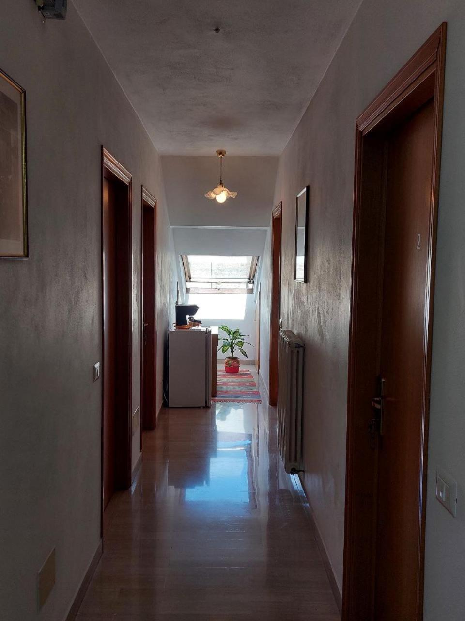 Affittacamere Via Carducci Gubbio Exterior foto